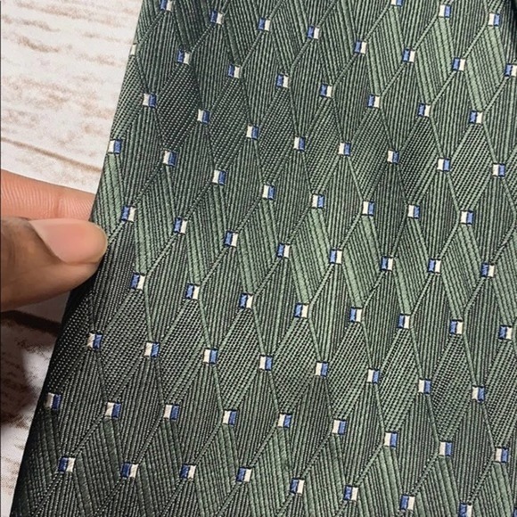 Allyn Saint George Hand Sewn - Picture 2 of 4